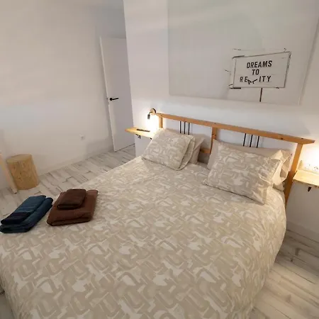 Views Of Cruz Wifi And Smart Tv * Santa Cruz de Tenerife